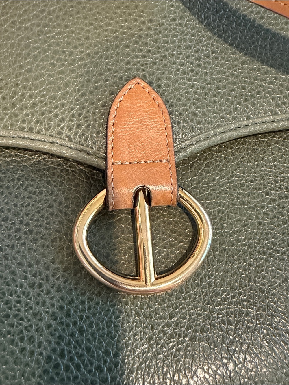 Pre-loved Vintage Christian Dior Leather Shoulder bag - Picture 7 of 13
